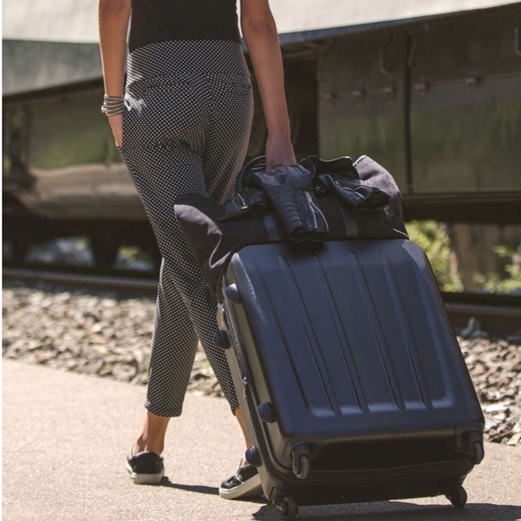 Lululemon Departure Pant - Picture 10 of 14